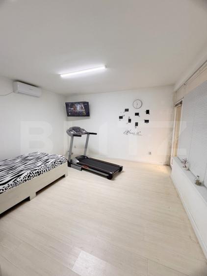 Casa individuala , 3 garaje , terasa ,  352mp utili, zona Dambu Rotund