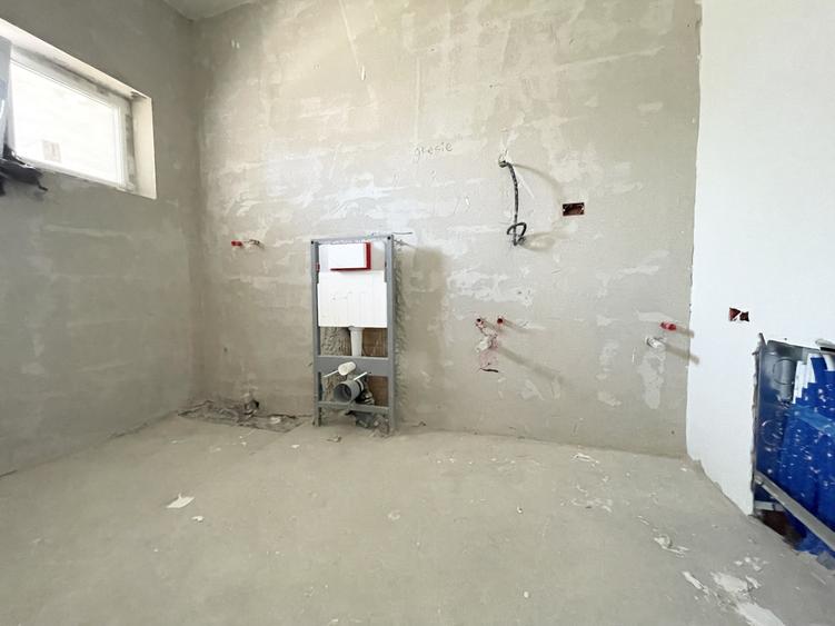 Duplex cu 3 camere -  central Mosnita Veche