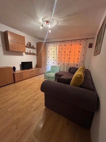 Apartament semidecomandat complet mobilat si utilat!!!