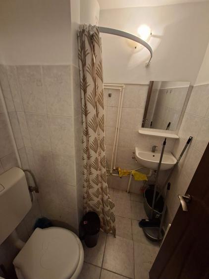 Garsoniera, zona Podu Ros