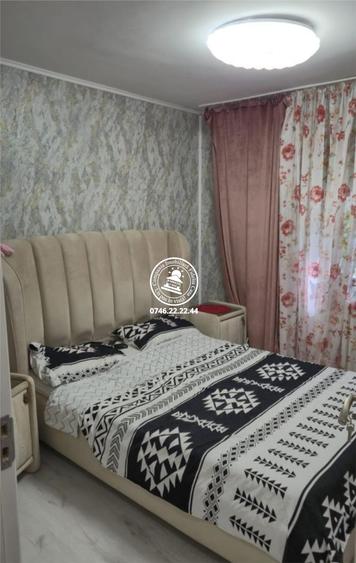 Apartament 3 camere semidecomandat bloc fara risc - Podu Ros