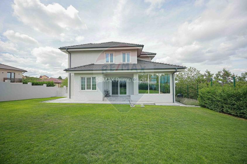 De vânzare casă cu 5 camere, în zona Dealuri - Oradea - 4