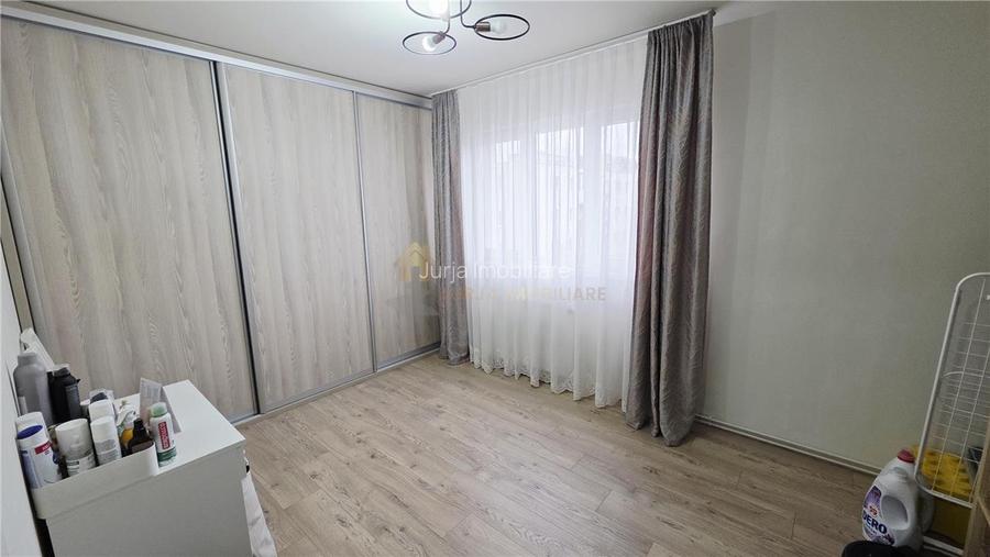 APARTAMENT 4 CAMERE 82 MP  MANASTUR ZONA GRIGORE ALEXANDRESCU - 21