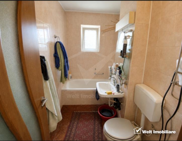 De vanzare apartament cu 2 camere str Bucium