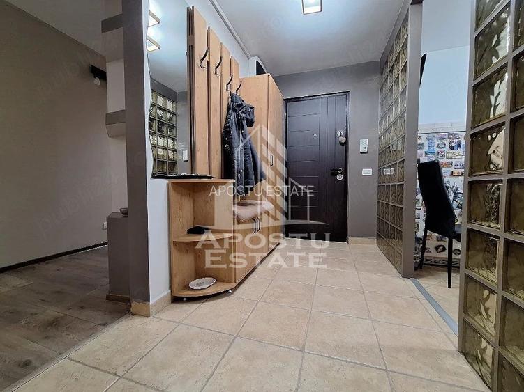 Apartament decomandat,4 camere,2bai,etaj 1 Lipovei,mobilat si utilat