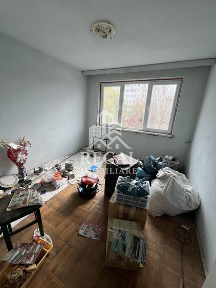 Apartament de vanzare 2 camere, in zona Micro 3