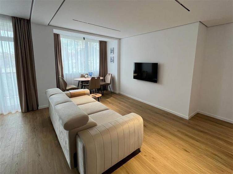 Apartament 3 Camere Ultracentral | Renovare Designer | Complet Mobilat 3c-4250