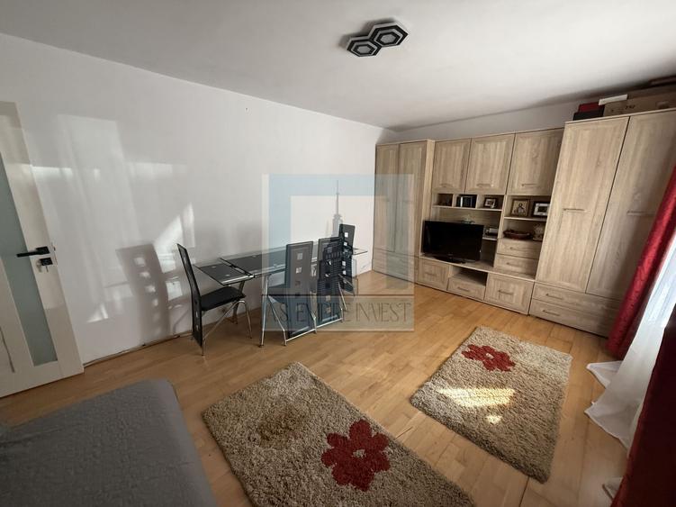 Apartament 2 camere , mobilat/utilat - zona Racadau