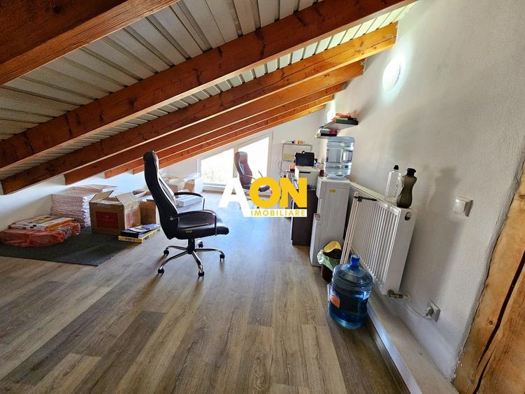 Apartament 4 camere, 2 bai,pretabil pt. birouri, zona ultracentrala
