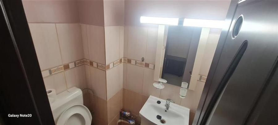 DE INCHIRIAT 3 CAMERE ZONA SPITAL