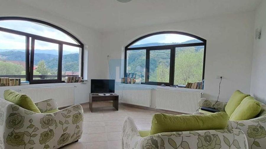 Villa for sale, 12 Rooms, 522 sqm, 1300 sqm, Șimon