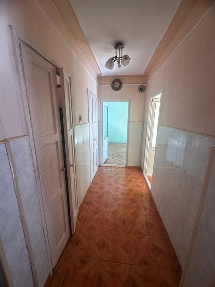 Apartament cu 2 camere decomandat, etajul 4/10, zona Alexandru cel Bun