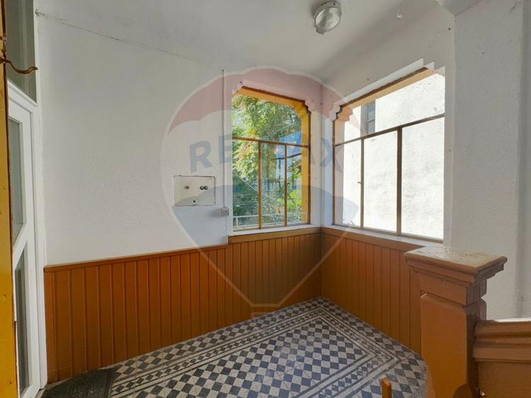 Casă / Vilă cu 6 camere de vânzare în zona Elisabetin