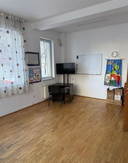Ferdinand, spatiu birou, 3 camere spatioase, etajul 1