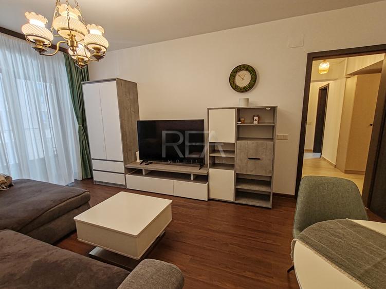 2 camere, et 2/11, 66 mp, parcare-Moghioros Park