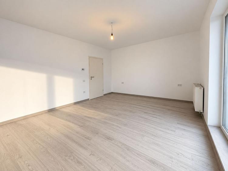 Garsonieră decomandată de vânzare – Zona Coresi, Brașov | 50 mp total