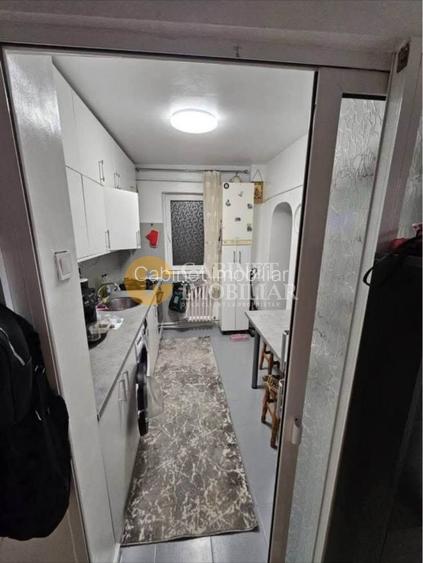 3 camere Decomandat- Etaj Intermediar- Mobilat/Utilat - Zona Mircea Cel Batran - 5