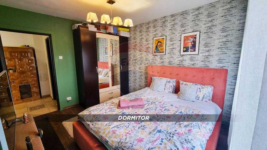 Apartament ultracentral 3 camere – vedere oraș și munți, Baia Mare
