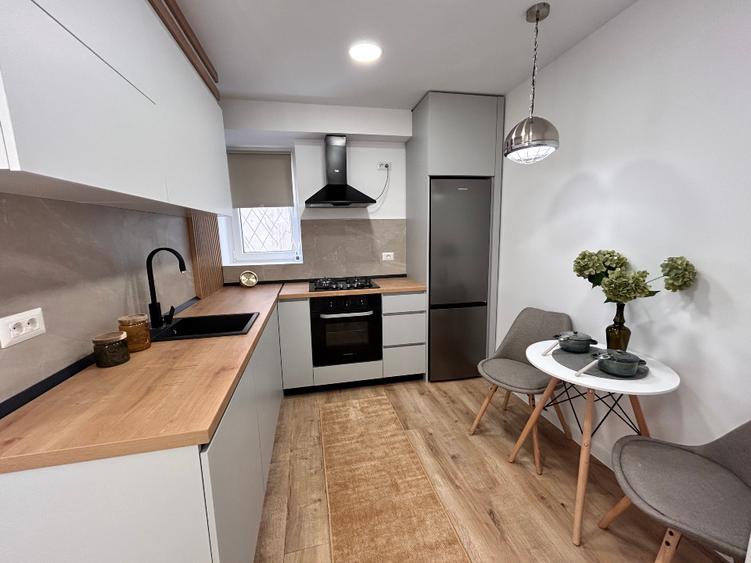 PROPRIETAR- Apartament 2 camere decomandat- Metrou Favorit-Drumul Taberei