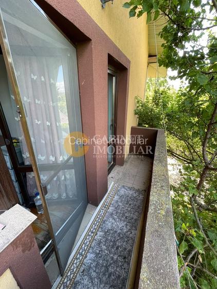 Casă Duplex Integral (Ambele Părți) - 325mp Utili, 1000mp Teren, Asfalt - 11