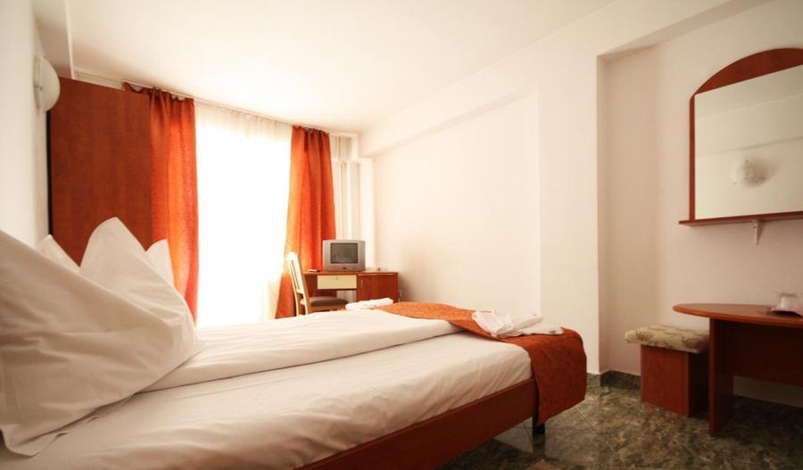 Vila/Hotel/Pensiune , parcare , Busteni , Sinaia