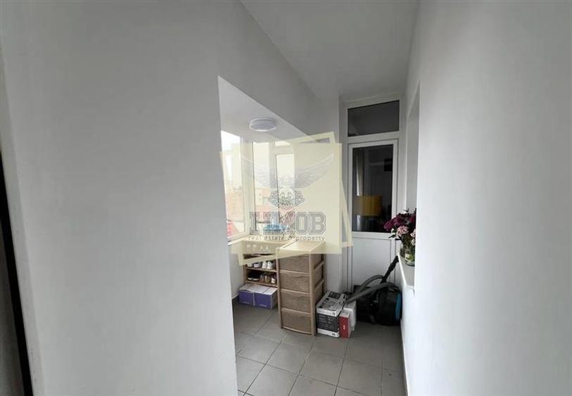 Apartament 2 camere cu balcon zona Turnisor