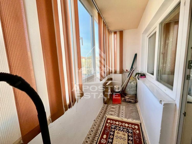 Apartament cu 3 camere, 2 bai, etaj intermediar, zona Aradului - 12