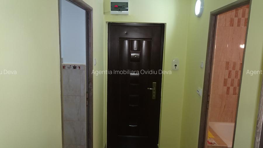 Inchiriez garsoniera decomandata in Deva, zona Zamfirescu in Q-uri, parter inalt - 10