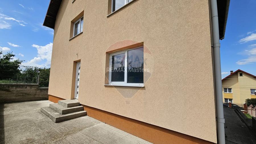 Casă / Vilă cu 12 camere-Sfântu Ilie Vechi, Suceava - 43