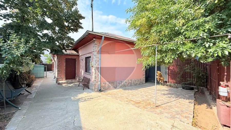 Casă de vânzare | 5 camere| Teren 428 mp | Voluntari, lângă Școala 1