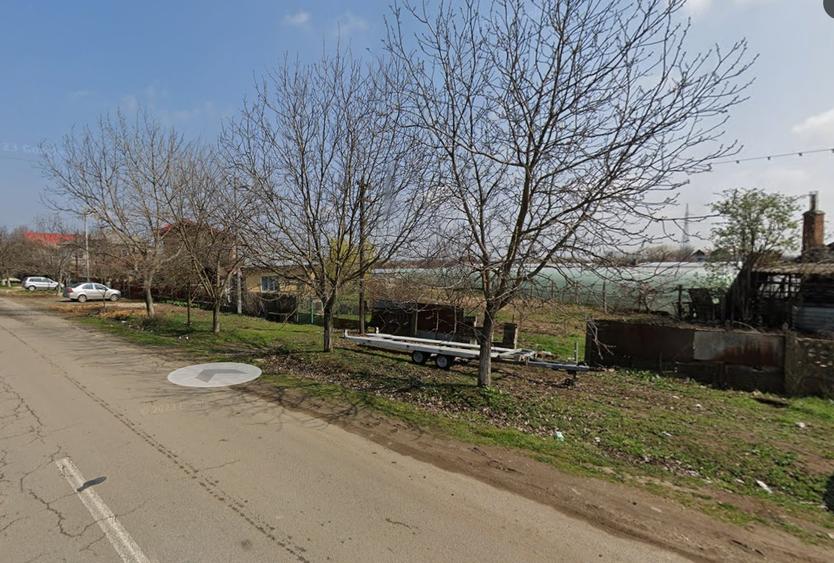 Teren intravilan 500 mp Posibilitate dezlipire Utilitati la strada