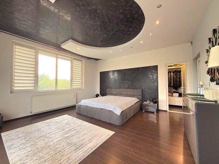 Vila lux de vanzare, cartier BEVERLY HILLS, Sanmartin, Bihor