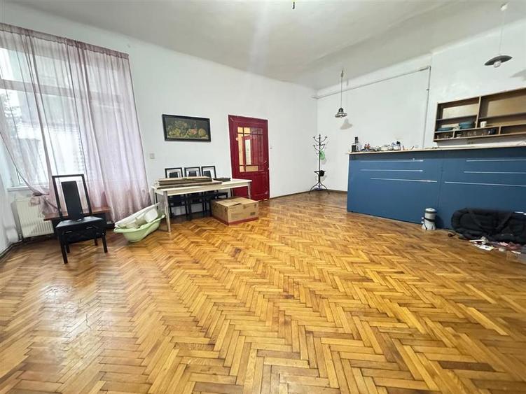 Apartament 4 camere spatios 114mp zona Ultracentrala