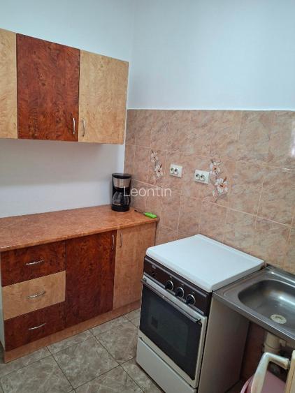 Proprietar, închiriez apartament cu 1 camera  - 6