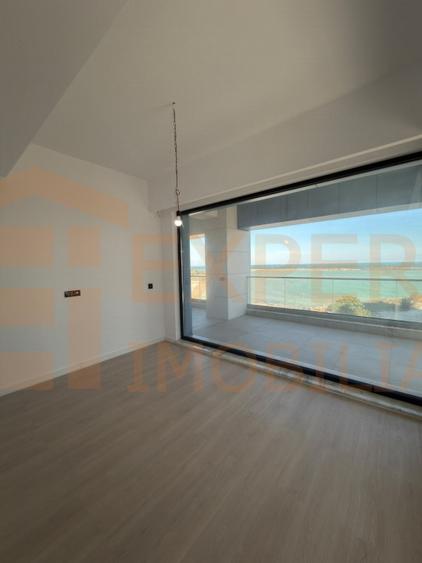 EXCLUSIVITATE Apartament PREMIUM CU VEDERE FRONTALĂ LA MARE – FALEZA NORD