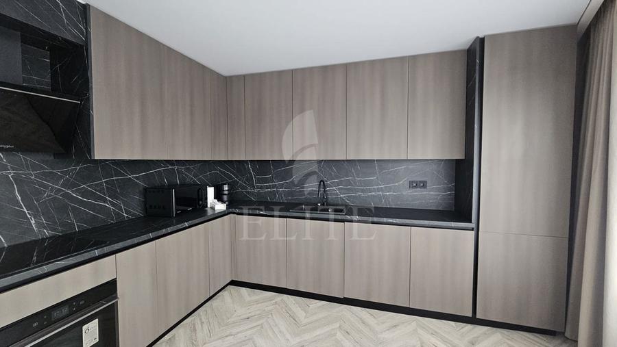 Apartament 3 camere în zona MAGAZINUL PENNY