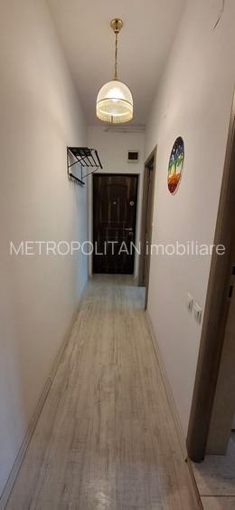 Garsonieră spațioasă Tractorul , mobilier complet, parter - 5