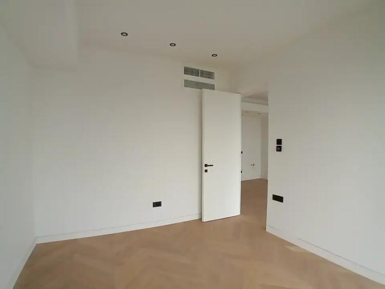 2 camere luminoase cu balcon, Fabrica de Gluzoza, etaj 9
