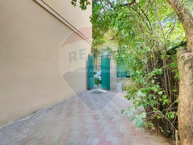 Casă / Vilă cu 6 camere de vânzare în zona Elisabetin - 4