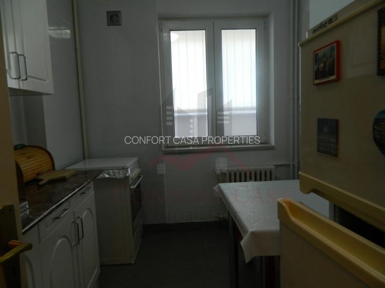 Unirii -  Cantemir, bloc  stradal, 4 min metrou, et  3/8, Apartament 2 camere - 10