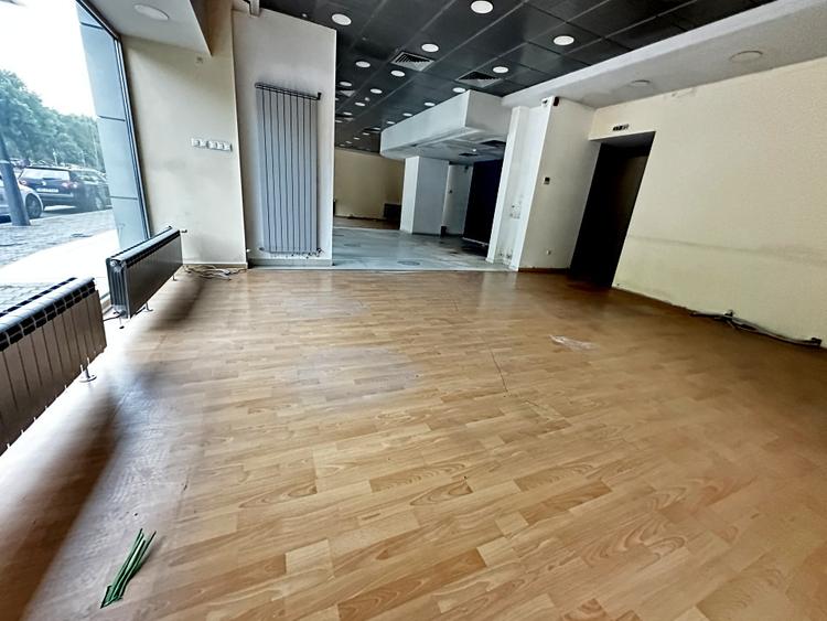 INCHIRIERE Spațiu comercial 173 mp. Vitrina Mare la Bulevard CETATE Alba Iulia