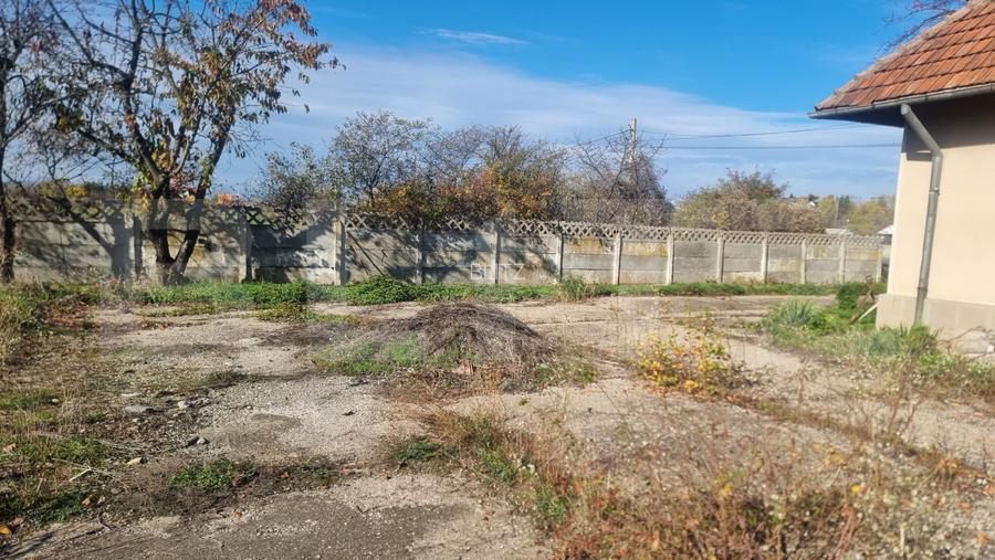 TEREN PLATFORMA BETONATA+CONSTRUCTIE - 3