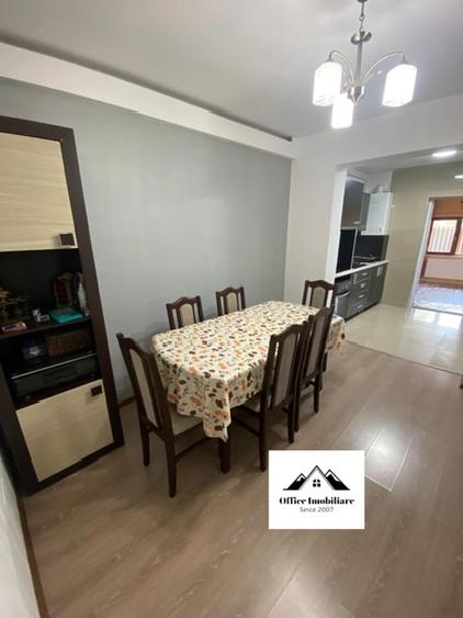 Victoriei (zona de case) apartament cu 2 terase si 1 loc parcare