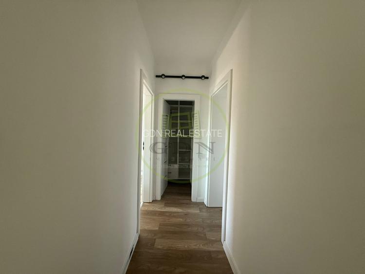 Apartament 4 camere, 90 mp, Cartierul 1 Mai, Zona Insula - 10