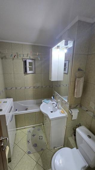 NAVODARI-2 camere, etaj 2/4, centrala termica, 69500euro