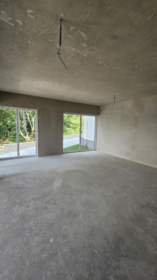 Duplex 5 camere, 220mp, garaj, zona Campului
