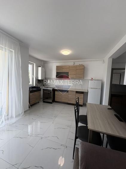 Apartament cu 2 camere de închiriat în bloc nou, zona Păltinișului - 6
