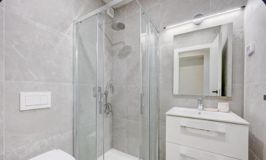 NOU / PRIMA INCHIRIERE /GRADINA PROPRIE