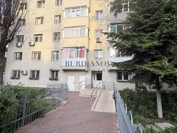 Apartament cu 3 camere - Metrou Nicolae Grigorescu - 50.9 mp total