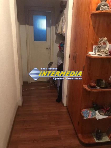 Vanzare apartament 4 camere deco bai 2 balcoane CETATE Closca bloc proprietate